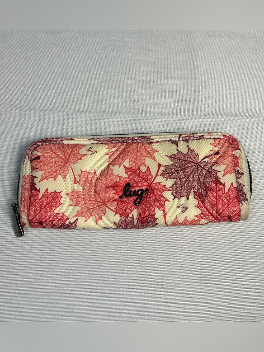 Lug Tendu Quilted Cream Pink Maple Leaf Zip-Around RFID Protection Wallet EUC